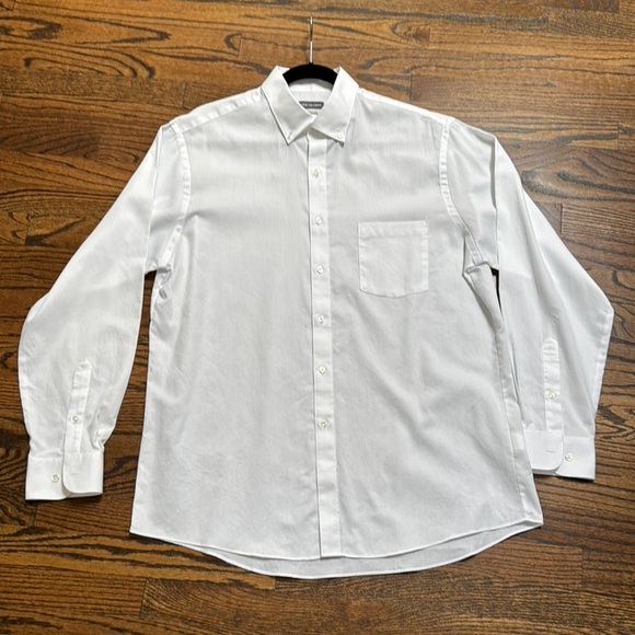Van Heusen White Dress Shirt with Point Collar 16-16.5 34/35 size L - Picture 1 of 7